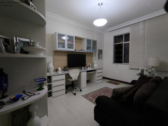 Imagem Imóvel com 3 Quartos à Venda, 150 m² em Vitória - Salvador Imagem Imóvel com 3 Quartos à Venda, 150 m² em Vitória - Salvador