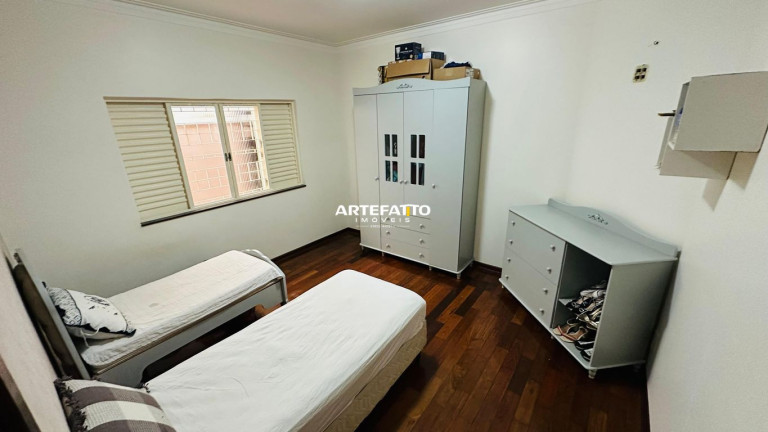 Imagem Casa com 4 Quartos à Venda, 224 m² em Jardim Integração - Franca Imagem Casa com 4 Quartos à Venda, 224 m² em Jardim Integração - Franca