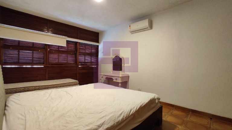 Imagem Sobrado com 3 Quartos à Venda, 375 m² em Enseada - Guarujá