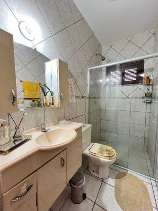 Imagem Casa com 4 Quartos à Venda, 247 m² em Maraponga - Fortaleza Imagem Casa com 4 Quartos à Venda, 247 m² em Maraponga - Fortaleza