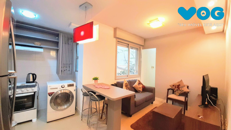 Imagem Imóvel com 1 Quarto à Venda, 30 m² em Centro Histórico - Porto Alegre Imagem Imóvel com 1 Quarto à Venda, 30 m² em Centro Histórico - Porto Alegre