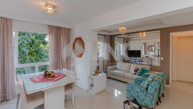 Imagem Apartamento com 3 Quartos à Venda, 74 m² em Passo Da Areia - Porto Alegre