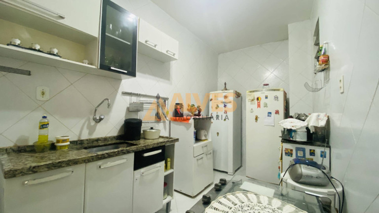 Imagem Casa com 4 Quartos à Venda, 200 m² em Capuchinhos - Feira De Santana