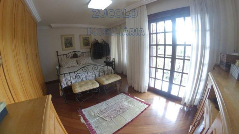 Imagem Sobrado com 2 Quartos à Venda, 220 m² Imagem Sobrado com 2 Quartos à Venda, 220 m²