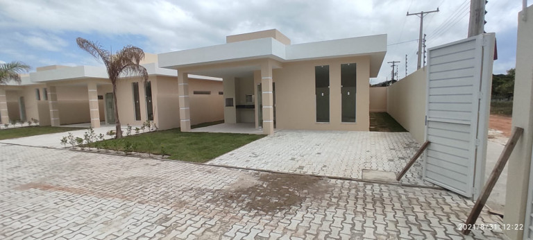 Imagem Casa com 3 Quartos à Venda, 112 m² em Guarajuba - Camaçari