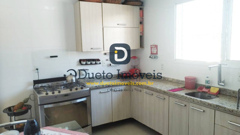 Imagem Casa com 2 Quartos à Venda, 81 m² em Camobi - Santa Maria Imagem Casa com 2 Quartos à Venda, 81 m² em Camobi - Santa Maria