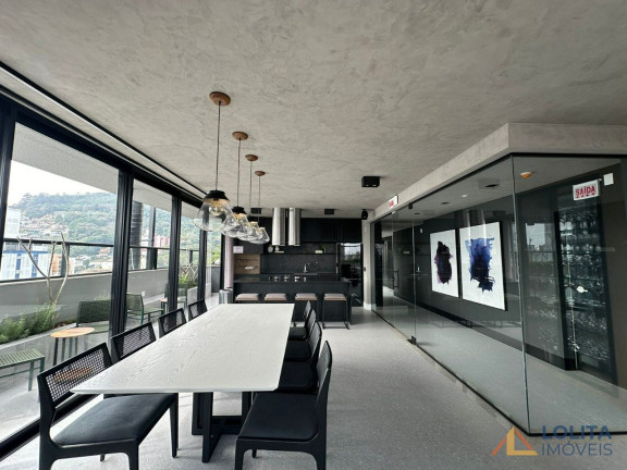 Imagem Apartamento com 3 Quartos à Venda, 107 m² em Centro - Florianópolis Imagem Apartamento com 3 Quartos à Venda, 107 m² em Centro - Florianópolis
