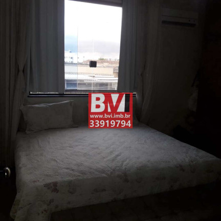 Imagem Casa com 3 Quartos à Venda, 90 m² em Olaria - Rio De Janeiro Imagem Casa com 3 Quartos à Venda, 90 m² em Olaria - Rio De Janeiro