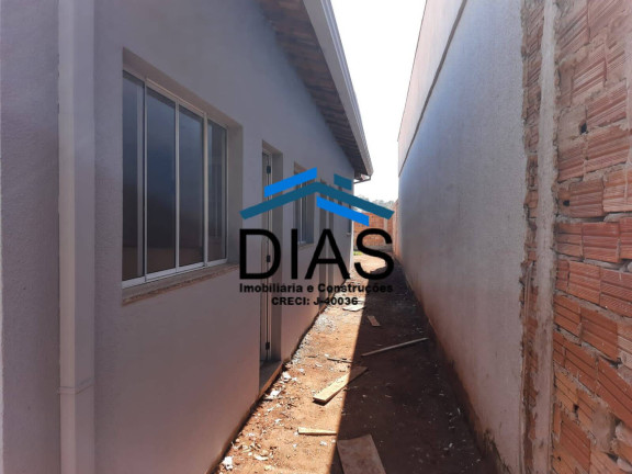 Imagem Casa com 2 Quartos à Venda, 69 m² em Jardim Morumbi - Araraquara Imagem Casa com 2 Quartos à Venda, 69 m² em Jardim Morumbi - Araraquara