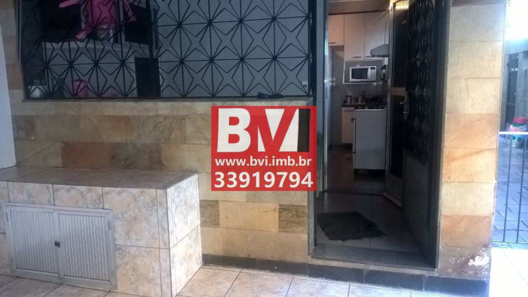 Imagem Casa com 2 Quartos à Venda, 157 m² em Irajá - Rio De Janeiro Imagem Casa com 2 Quartos à Venda, 157 m² em Irajá - Rio De Janeiro