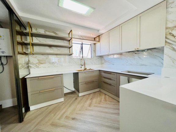 Imagem Imóvel com 3 Quartos à Venda, 180 m² em Centro - Itajaí Imagem Imóvel com 3 Quartos à Venda, 180 m² em Centro - Itajaí