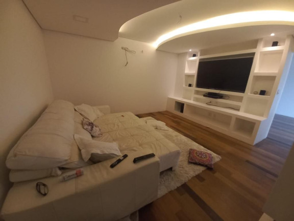 Imagem Sobrado com 4 Quartos à Venda ou Locação, 850 m² em Taboão - Mogi Das Cruzes Imagem Sobrado com 4 Quartos à Venda ou Locação, 850 m² em Taboão - Mogi Das Cruzes