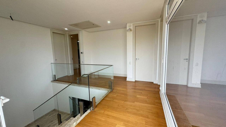 Casa com 5 Quartos à Venda, 455 m² em Lagoa Da Conceição - Florianópolis