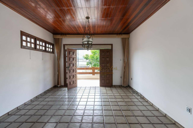 Casa com 5 Quartos à Venda, 270 m² em Itapuã - Salvador