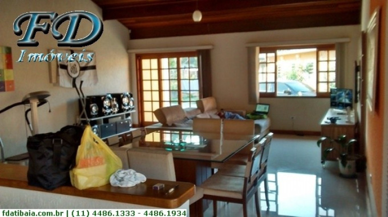 Imagem Chácara com 3 Quartos à Venda, 3.000 m² em Jundiaizinho - Mairiporã Imagem Chácara com 3 Quartos à Venda, 3.000 m² em Jundiaizinho - Mairiporã