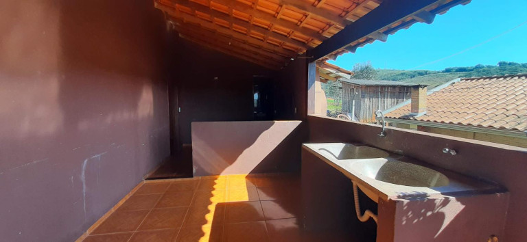 Imagem Chácara com 3 Quartos à Venda, 1.000 m² em área Rural De Londrina - Londrina Imagem Chácara com 3 Quartos à Venda, 1.000 m² em área Rural De Londrina - Londrina