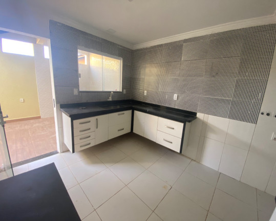 Imagem Casa com 4 Quartos à Venda, 245 m² em Arembepe (abrantes) - Camaçari Imagem Casa com 4 Quartos à Venda, 245 m² em Arembepe (abrantes) - Camaçari