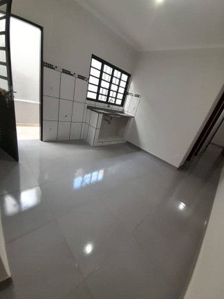 Imagem Casa com 2 Quartos à Venda, 5 m² em Jardim Itamarati - Botucatu Imagem Casa com 2 Quartos à Venda, 5 m² em Jardim Itamarati - Botucatu
