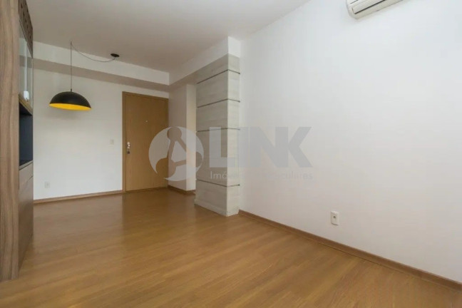Imagem Apartamento com 2 Quartos à Venda, 62 m² em Passo Da Areia - Porto Alegre Imagem Apartamento com 2 Quartos à Venda, 62 m² em Passo Da Areia - Porto Alegre