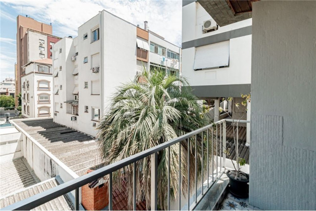 Imagem Apartamento com 2 Quartos à Venda, 117 m² em Moinhos De Vento - Porto Alegre Imagem Apartamento com 2 Quartos à Venda, 117 m² em Moinhos De Vento - Porto Alegre