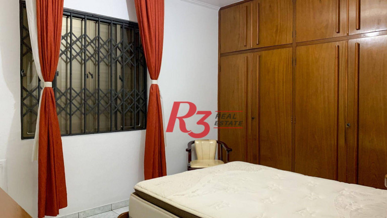 Imagem Sobrado com 3 Quartos para Alugar, 204 m² em Aparecida - Santos