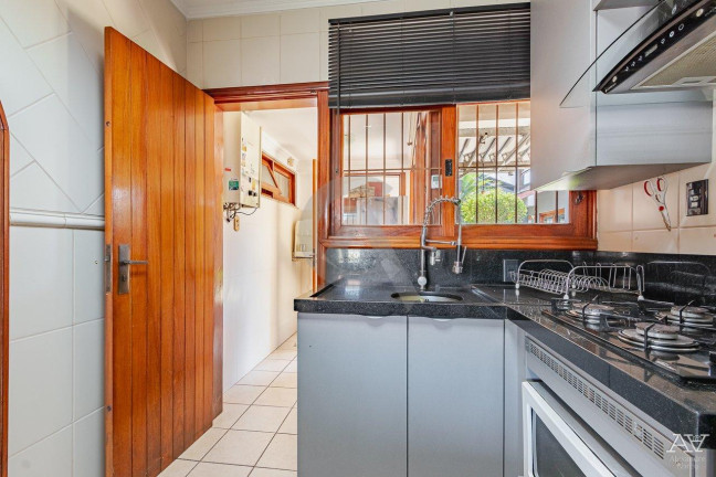 Imagem Casa com 3 Quartos à Venda, 274 m² em Igara - Canoas