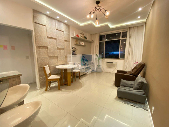 Imagem Imóvel com 2 Quartos à Venda, 70 m² em Icaraí - Niterói Imagem Imóvel com 2 Quartos à Venda, 70 m² em Icaraí - Niterói