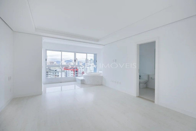 Imagem Apartamento com 2 Quartos à Venda, 252 m² em Centro - Balneário Camboriú Imagem Apartamento com 2 Quartos à Venda, 252 m² em Centro - Balneário Camboriú