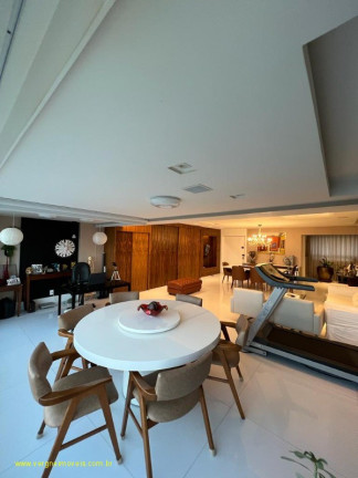 Imagem Imóvel com 3 Quartos à Venda, 187 m² em Jaguaribe - Salvador