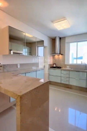 Imagem Apartamento com 3 Quartos à Venda, 132 m² em Centro - Balneário Camboriú Imagem Apartamento com 3 Quartos à Venda, 132 m² em Centro - Balneário Camboriú