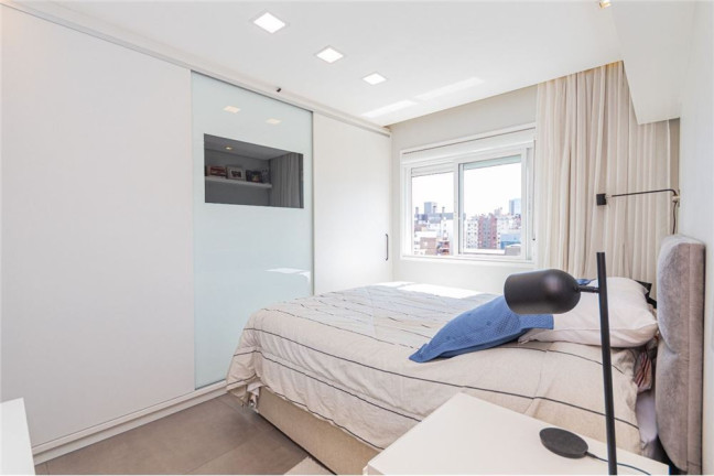 Imagem Apartamento com 2 Quartos à Venda, 56 m² em Menino Deus - Porto Alegre