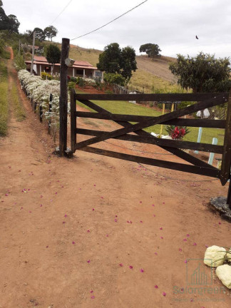 Chácara com 4 Quartos à Venda, 90 m² em Recanto Bosque - Socorro