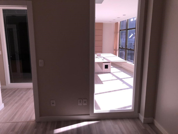 Sala Comercial à Venda, 101 m² em São Pelegrino - Caxias Do Sul