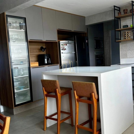 Imagem Imóvel com 4 Quartos à Venda, 225 m² em Patamares - Salvador