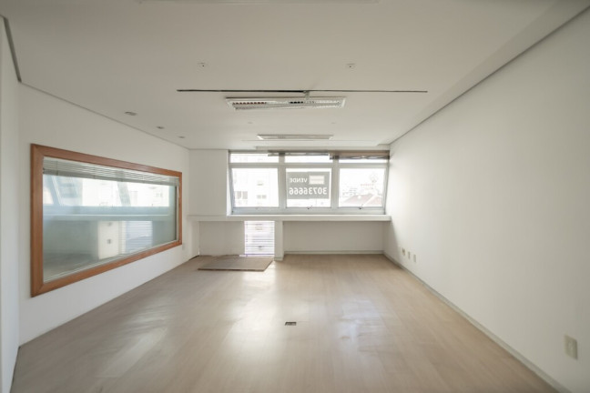 Imagem Sala Comercial à Venda, em Petrópolis - Porto Alegre Imagem Sala Comercial à Venda, em Petrópolis - Porto Alegre
