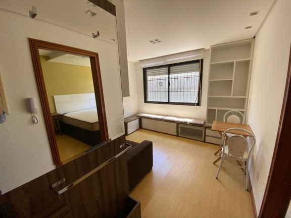 Imagem Apartamento com 1 Quarto à Venda, 38 m² em Rio Branco - Porto Alegre Imagem Apartamento com 1 Quarto à Venda, 38 m² em Rio Branco - Porto Alegre