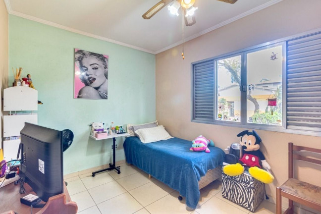 Imagem Casa com 4 Quartos à Venda, 290 m² em Jardim Prudência - São Paulo