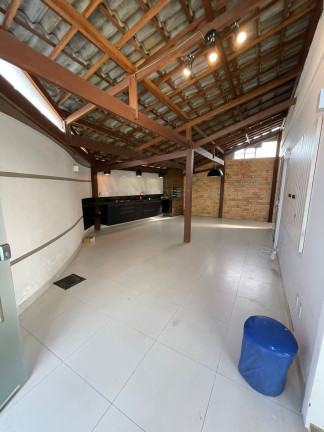 Imagem Casa com 3 Quartos à Venda, 160 m² em Ipitanga - Lauro De Freitas Imagem Casa com 3 Quartos à Venda, 160 m² em Ipitanga - Lauro De Freitas