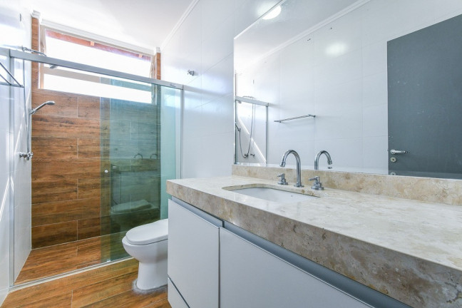 Imagem Casa com 4 Quartos à Venda, 240 m² em Jardim Caravelas - São Paulo