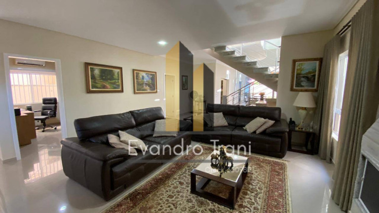 Casa com 5 Quartos à Venda, 360 m² em Urbanova - São José Dos Campos
