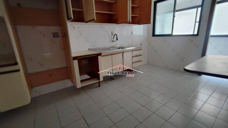 Imagem Apartamento com 2 Quartos à Venda, 132 m² em Canto Do Forte - Praia Grande