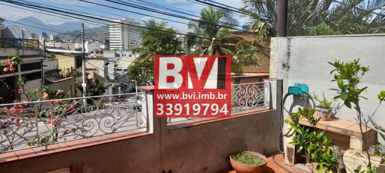 Imagem Casa com 3 Quartos à Venda, 160 m² em Vista Alegre - Rio De Janeiro Imagem Casa com 3 Quartos à Venda, 160 m² em Vista Alegre - Rio De Janeiro