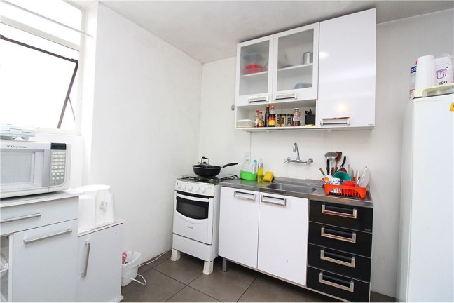 Imagem Imóvel com 1 Quarto à Venda, em Bom Fim - Porto Alegre Imagem Imóvel com 1 Quarto à Venda, em Bom Fim - Porto Alegre
