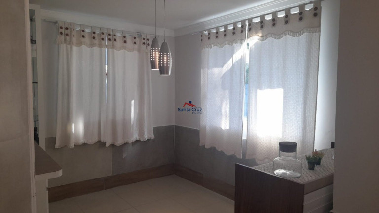 Imagem Casa com 2 Quartos à Venda, 294 m² em São João Do Rio Vermelho - Florianópolis Imagem Casa com 2 Quartos à Venda, 294 m² em São João Do Rio Vermelho - Florianópolis