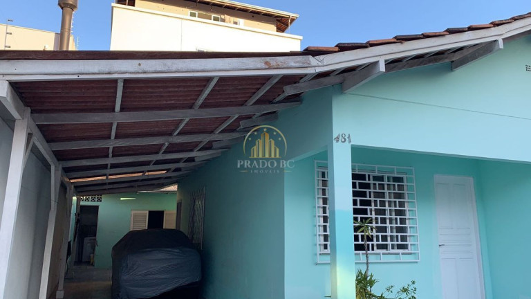 Casa com 3 Quartos à Venda, 253 m² em Centro - Balneário Camboriú