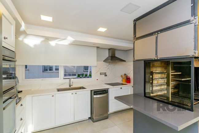 Imagem Apartamento com 4 Quartos à Venda, 158 m² em Menino Deus - Porto Alegre