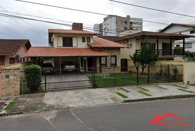 Casa com 3 Quartos à Venda, 286 m² em Costa E Silva - Joinville