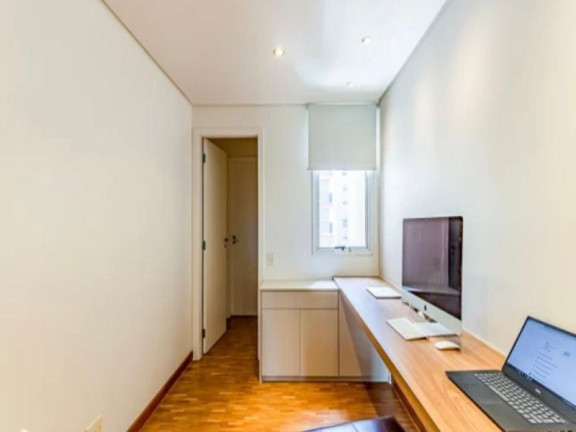 Imagem Imóvel com 4 Quartos à Venda, 230 m² em Vila Uberabinha - São Paulo
