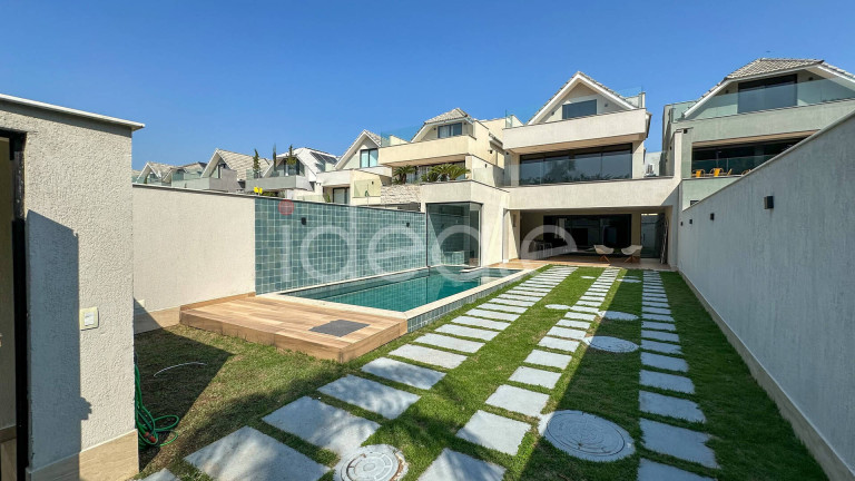Casa de Condomínio com 4 Quartos para Alugar,  em Barra Da Tijuca - Rio De Janeiro
