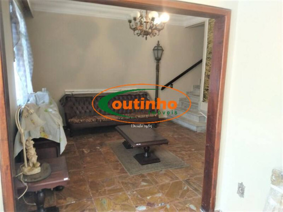 Imagem Casa com 4 Quartos à Venda, 276 m² em Andaraí - Rio De Janeiro Imagem Casa com 4 Quartos à Venda, 276 m² em Andaraí - Rio De Janeiro